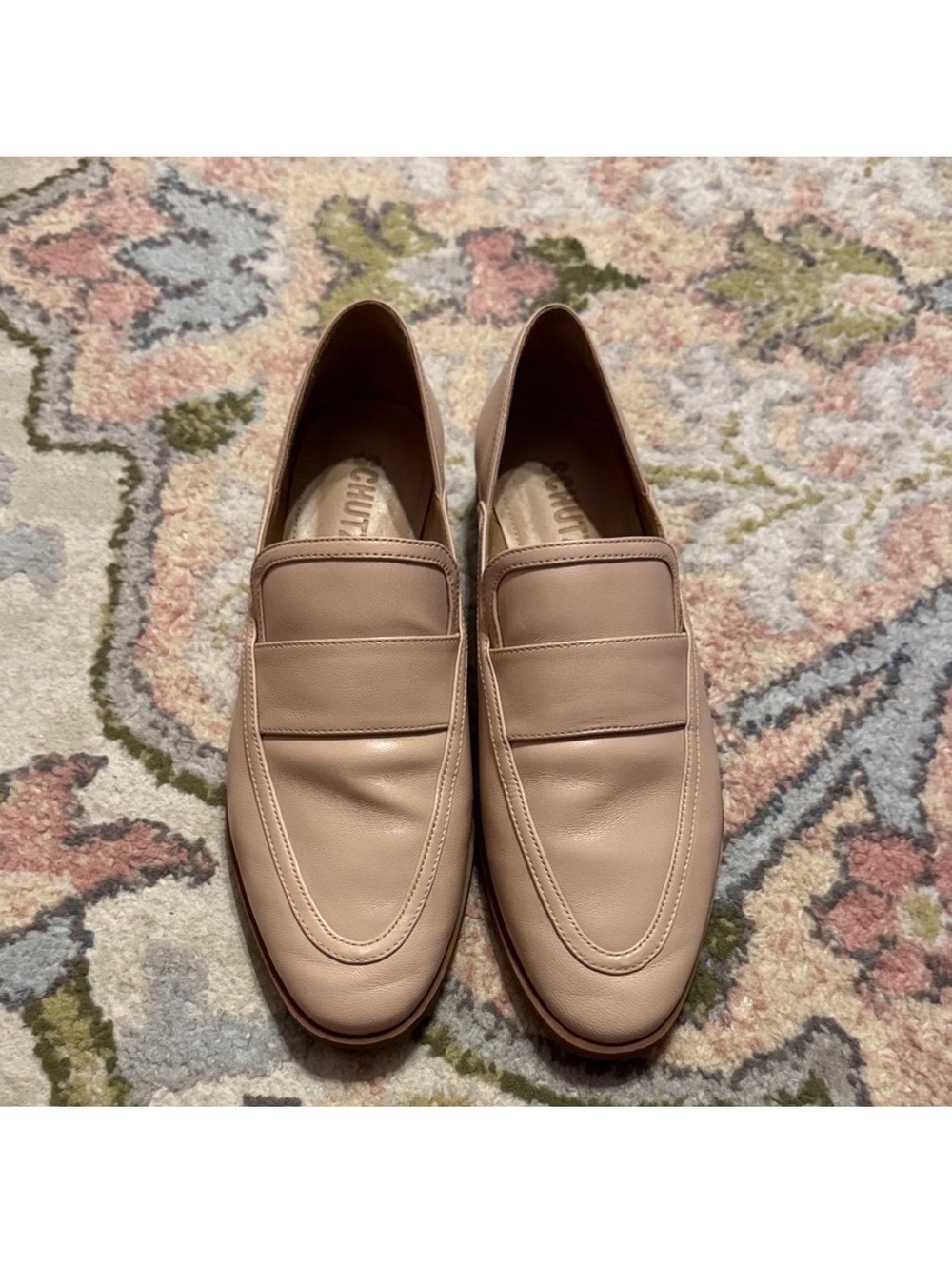 Schultz tan loafers